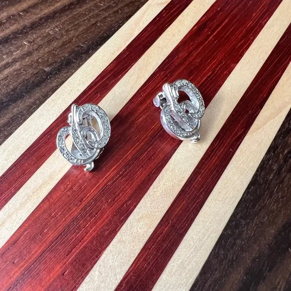 Christian Dior CD Logo Clip-on Earrings with COA- EUC - Picture 7 of 9